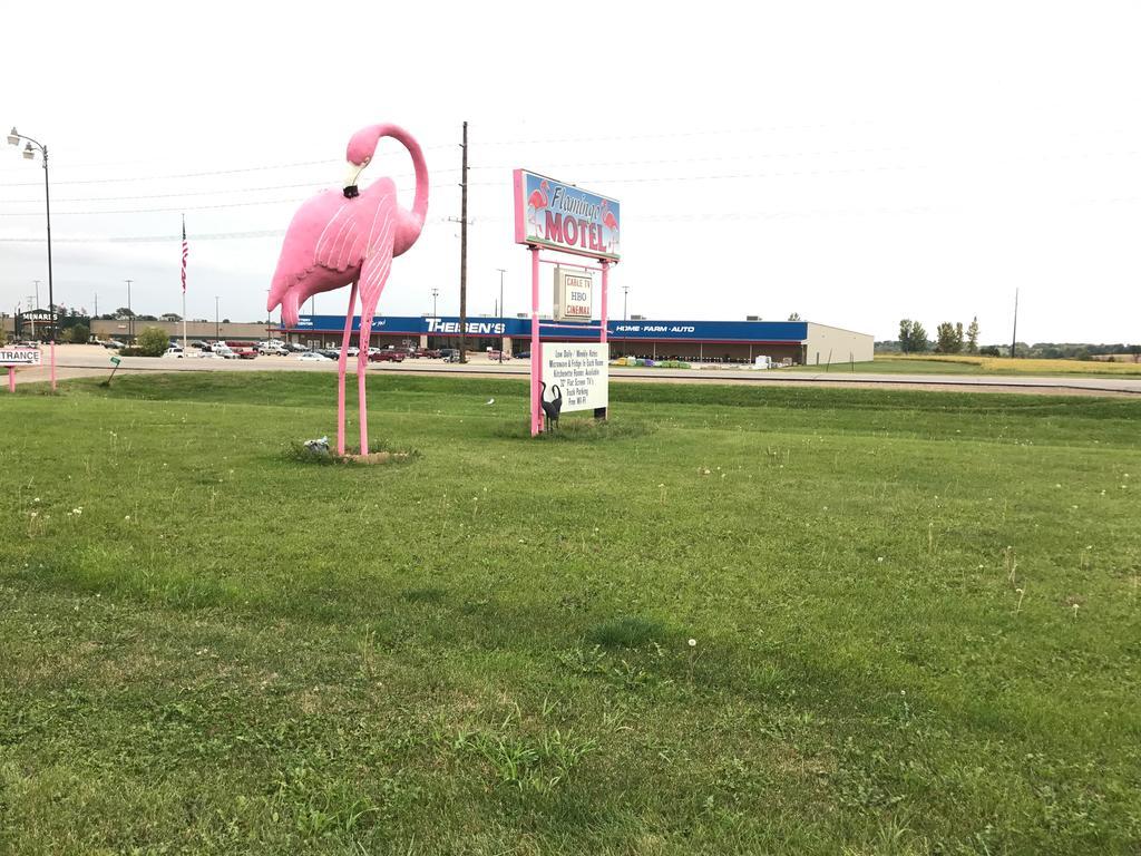 Flamingo Motel Marshalltown Exterior photo